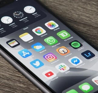 Apple to launch iPhone SE 4 in April 2025