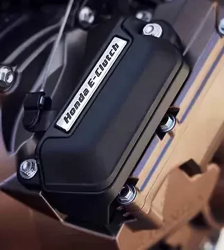 The CBR650R – Unique E-Clutch System: