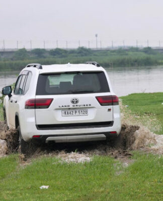 Land Cruiser 300 GR Sport