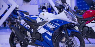 Yamaha R15 V4 quickshifter